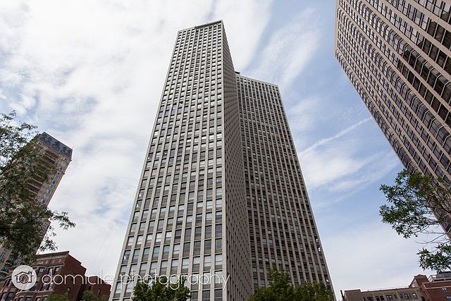 1st image of 2626 N Lakeview Ave APT 2804