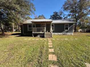 36766 Longleaf Dr, Independence, LA 70443