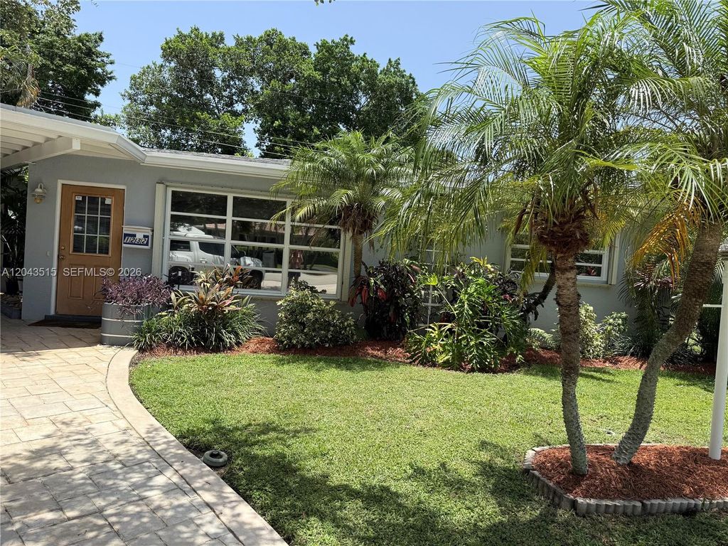 1232 SW 1st Ave, photo 4