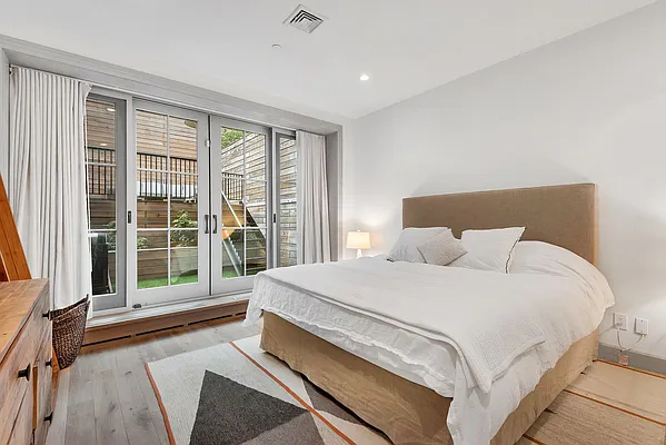 Sold by Compass | media 4