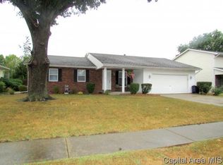 71 Roundtable Rd, Springfield, IL 62704