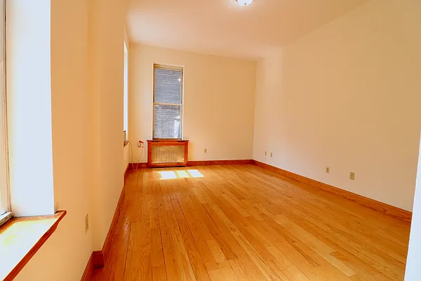 Rented by Spire Group | media 12