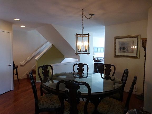5th image of 10126 NE 63rd St #11