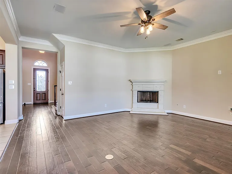 5342 Tyler Park Ln — Photo 17