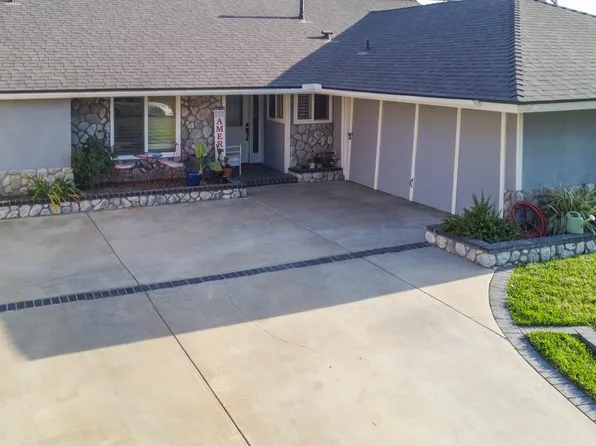 21250 Alaminos Dr, Santa Clarita, CA 91350