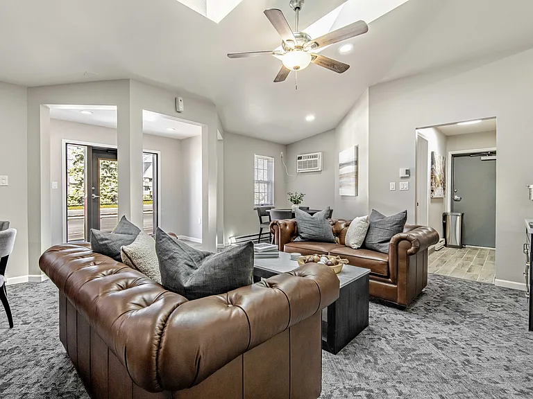 Foxcroft Apartments Clubhouse