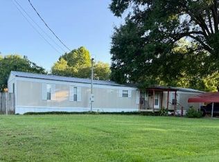 543 Birch St, Maud, TX 75567