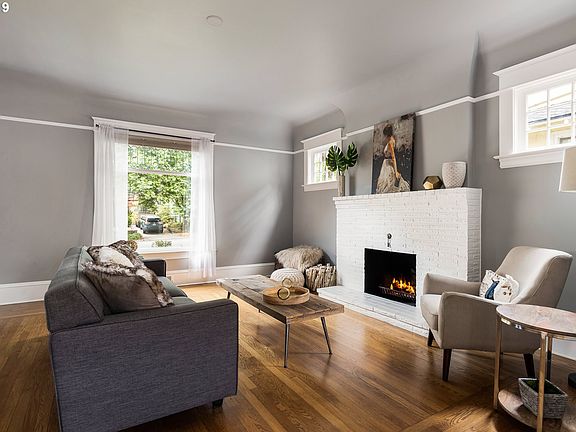 5th image of 2537 NE 21st Ave