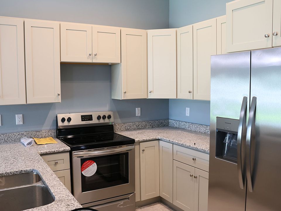 1st image of 5667-5669 Genesee Pkwy