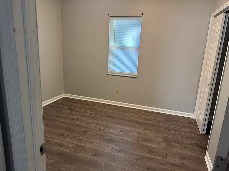38 Ellen Kay Dr #2 — Photo 7