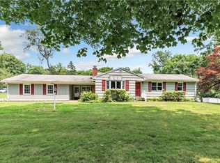 193 Walnut Tree Hill Rd, Shelton, CT 06484
