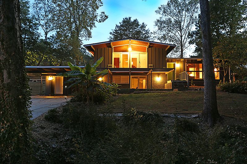 1st image of 3527 Beachhill Dr