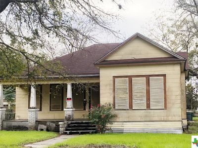 1807 N De Leon St, Victoria, TX, 77901