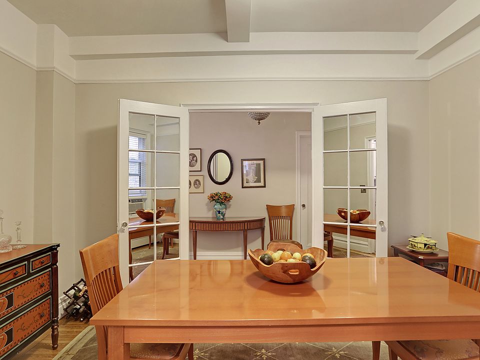 2nd image of 77 Park Ave