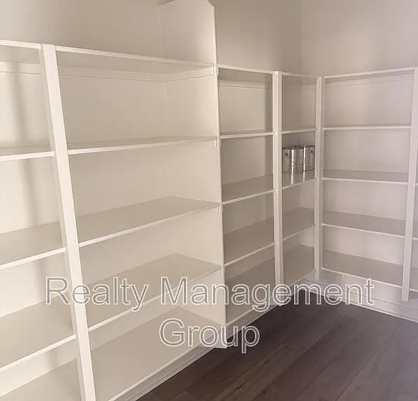 5480 Shorefront Dr #163 — Photo 13