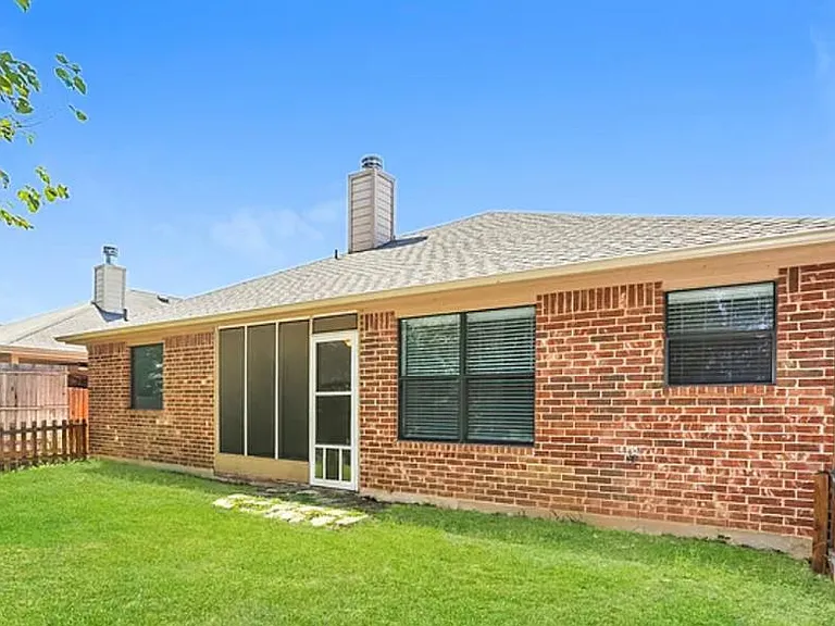2213 Brandy Dr — Photo 7