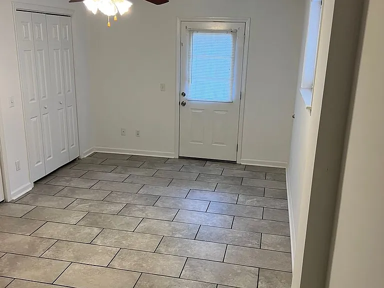 604 Phoenix Ct — Photo 26