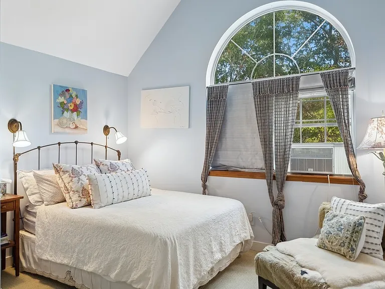 6 Wolf Way — Photo 11