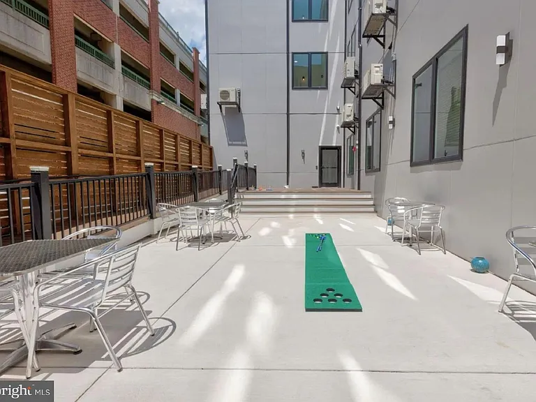 520 S Caroline St #102 — Photo 7