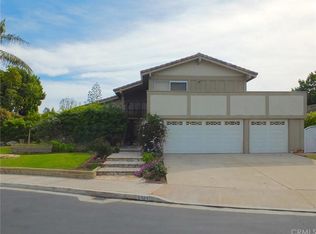 6484 E Surrey Dr, Long Beach, CA 90815