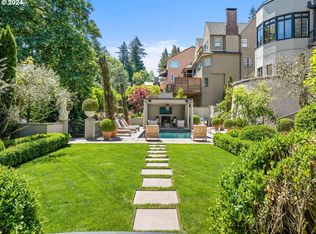 2681 SW Buenavista Dr, Portland, OR 97201