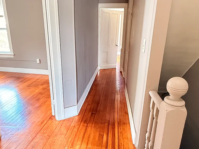 7-11 Plunkett St #B — Photo 5