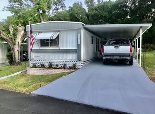 37922 Lake Gilbert Cir, Dade city, FL 33525