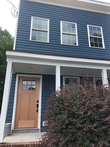 1833 Thomas St Photo 1