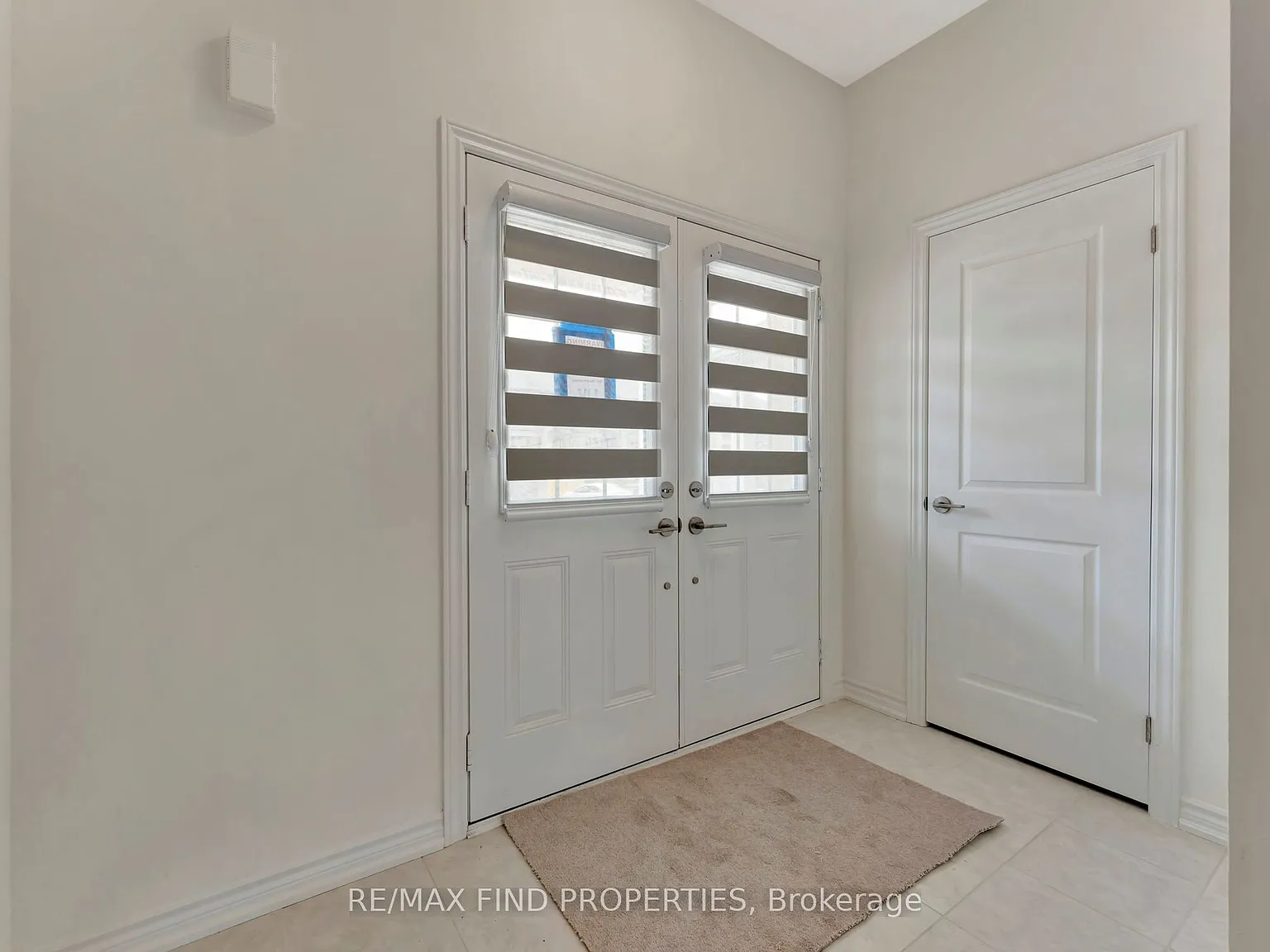 3 bed, $2,575 — Photo 3