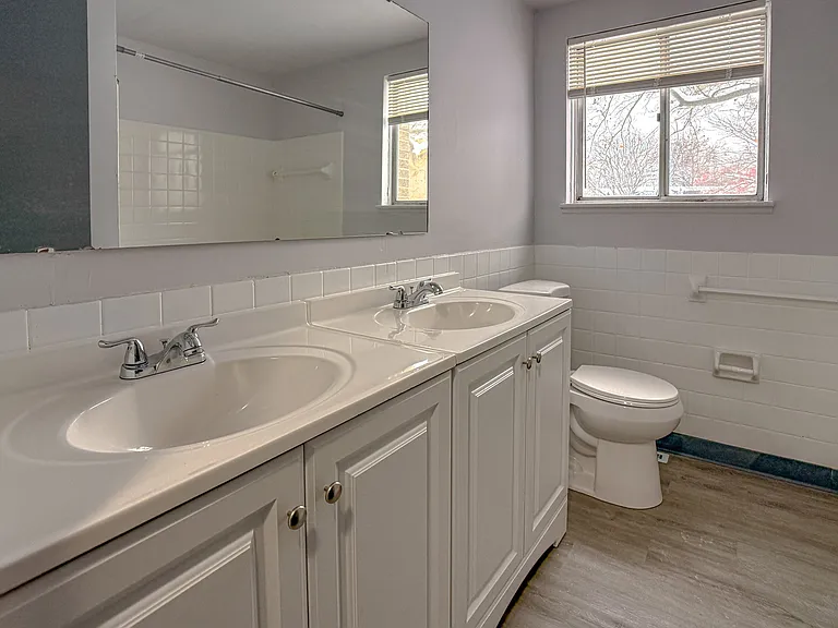 Bathroom Bathroom