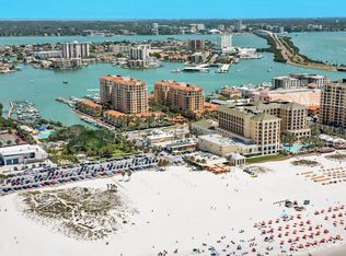 521 Mandalay Ave APT 802, Clearwater, FL 33767