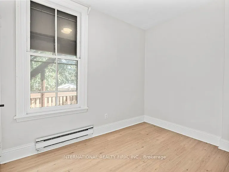 67 Ontario Ave — Photo 8