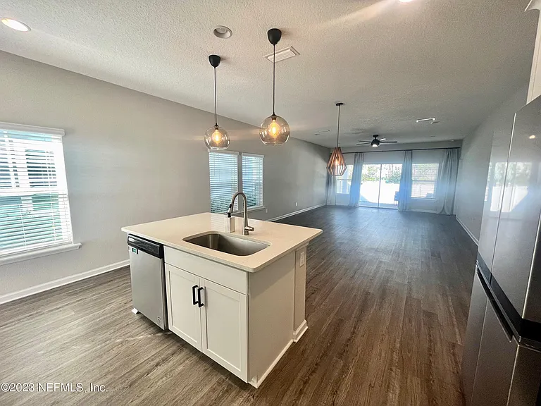 2117 Hawkeye Pl — Photo 12