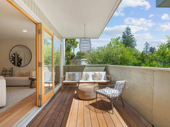 2383 Sharon Rd, Menlo Park, CA 94025