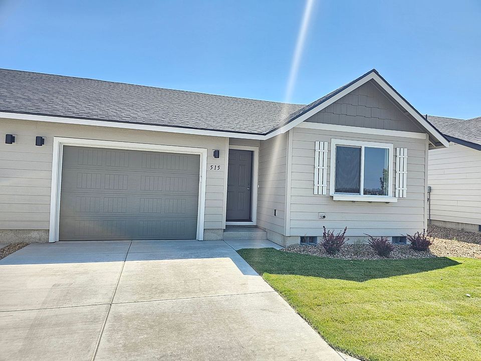 1st image of 515 SE Polaris St