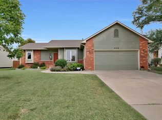4426 N Westlake Ct, Wichita, KS 67220