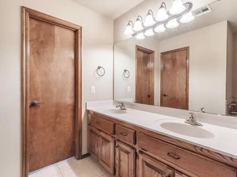 15821 Big Cypress Dr — Photo 7