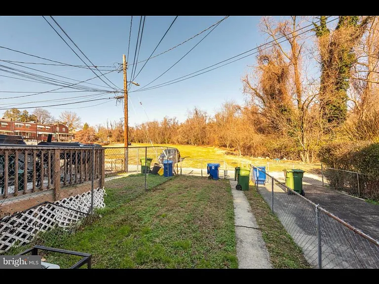 3704 Flowerton Rd — Photo 16