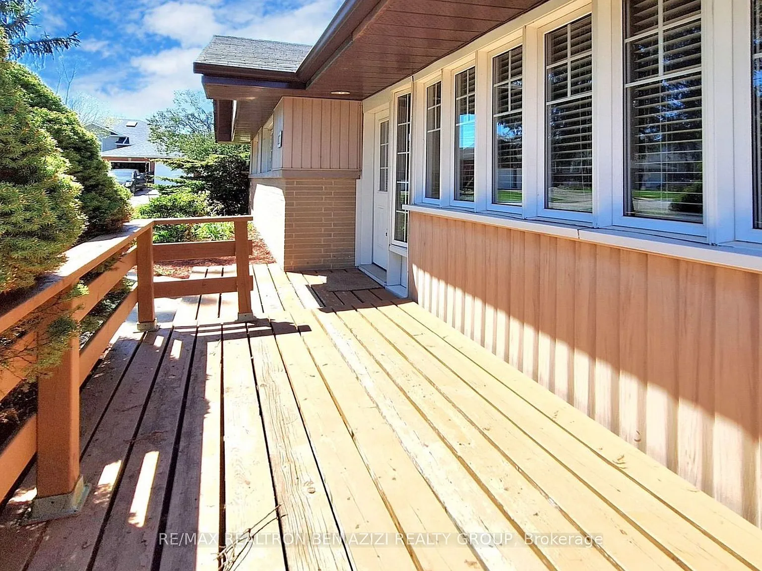 3 bed, $2,500 — Photo 2