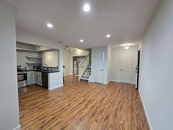 2nd image of 5200 Martel Ave APT 13D