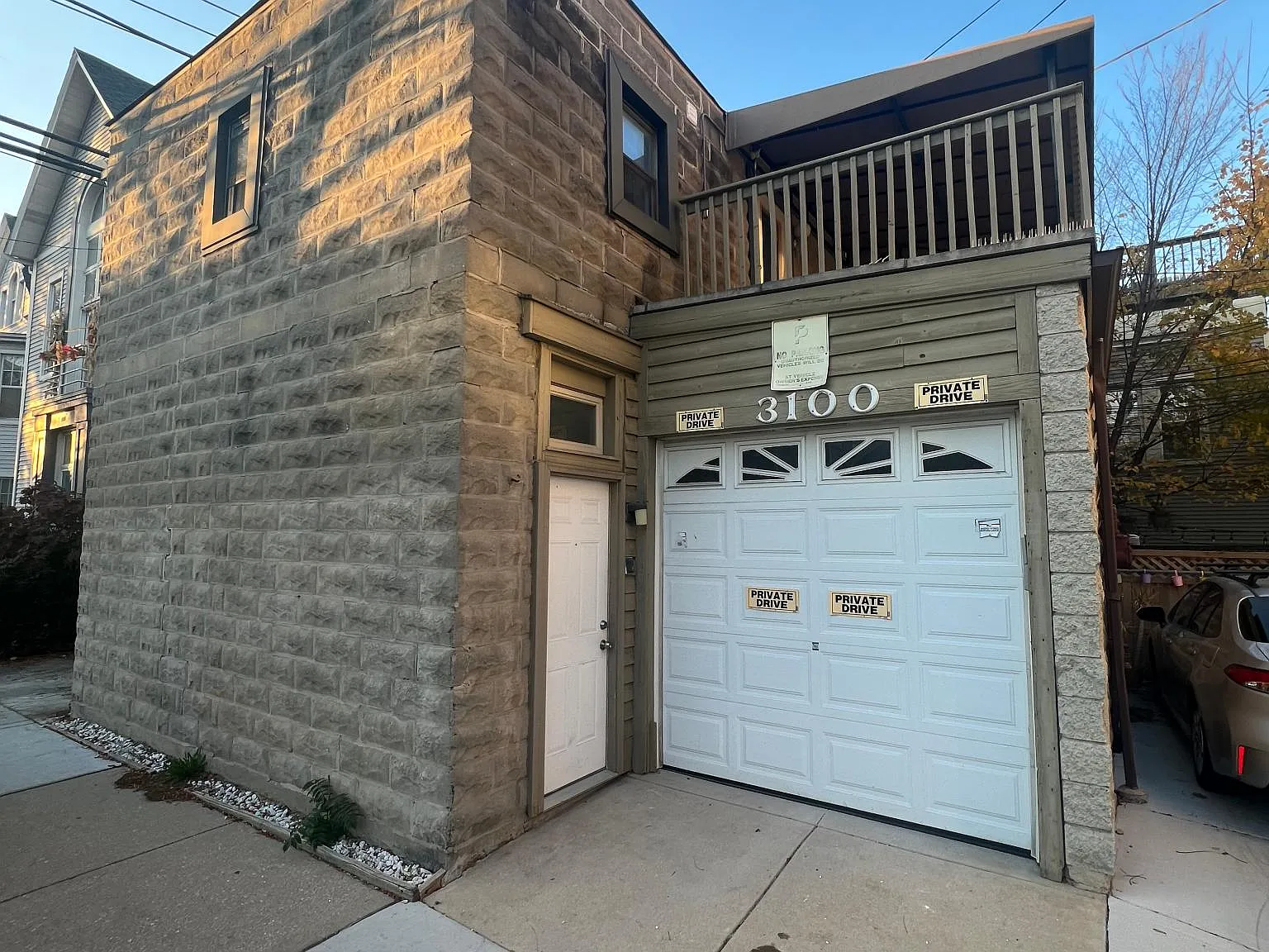1 bed, 900 sqft, $1,950 — Photo 1