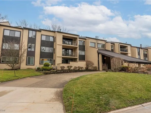 1006 Bunker Dr APT 201, Fairlawn, OH 44333