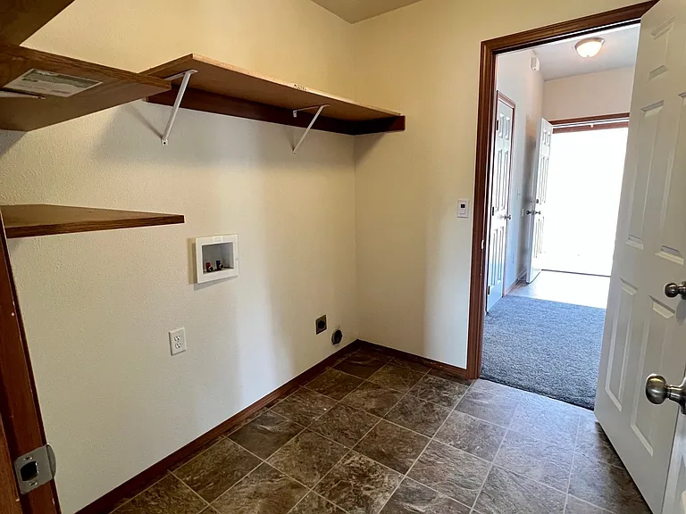 293 Sowell Dr — Photo 21
