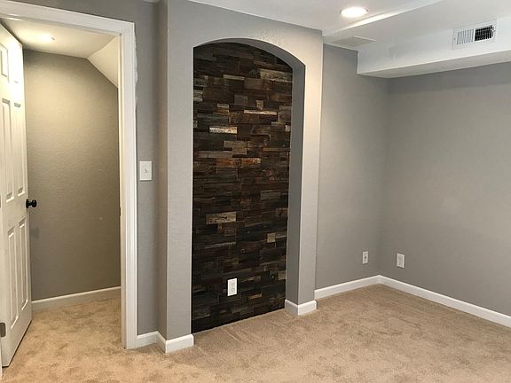 Downstairs bedroom 1