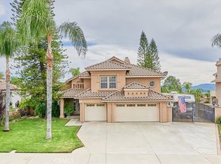 29573 Bright Spot Rd, Highland, CA 92346