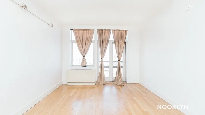 Rented by Nooklyn NYC LLC | media 92
