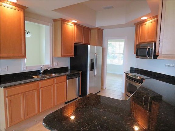 2nd image of 7942 Esta Ln