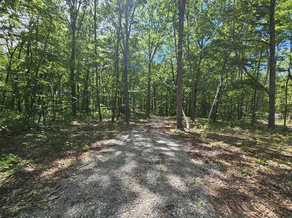 15 Valley View Dr, Gruetli Laager, TN 37339