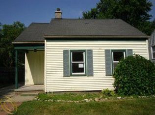 7846 Mayfair St, Taylor, MI 48180