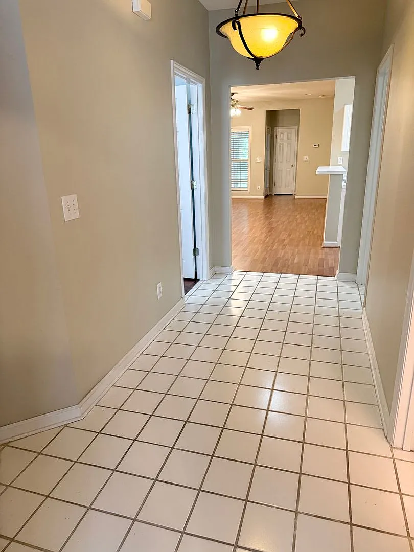 3-Bedroom, 2-Bath Rental Home with Community Pool — Photo 4